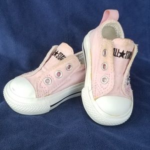 Adorable Light Pink Converse shoes